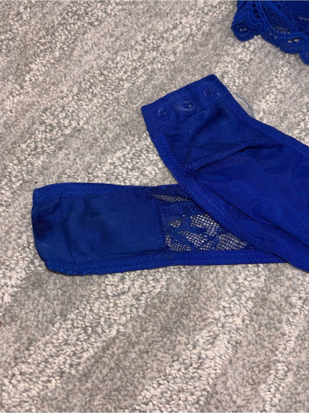 Victoria’s Secret Blue Lace Teddy Bodysuit Lace Up Sides V-Neck Sheer Women’s M - Picture 4 of 8
